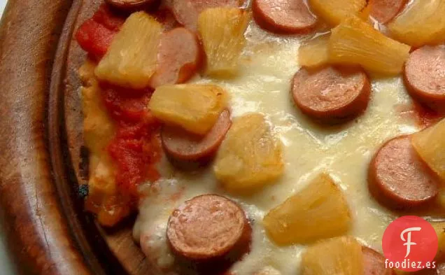 Pizza de Salchichas y Piña