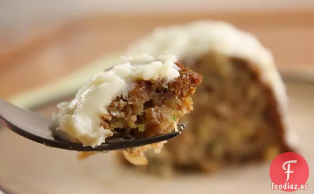 Pastel De Calabacín De Piña Con Glaseado De Queso Crema