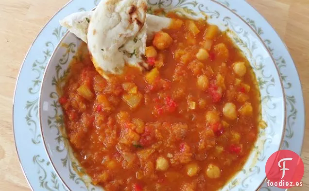 Chili de Curry de Garbanzos y Calabacín Abundante