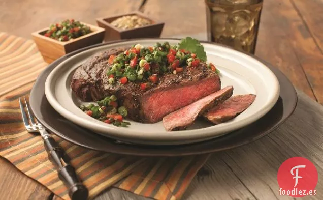 Chuletón a la Parrilla con Salsa Chimichurri