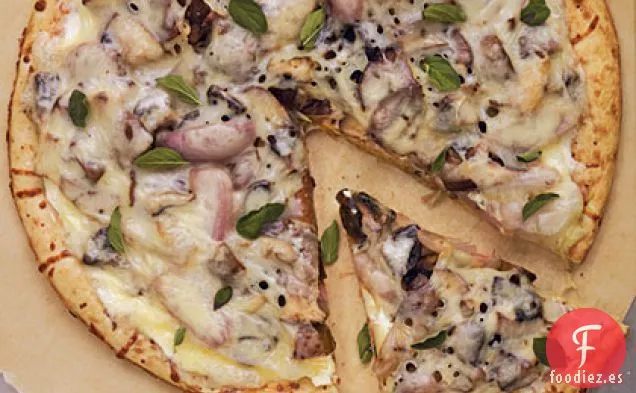 Pizza de Champiñones Asados y Chalota