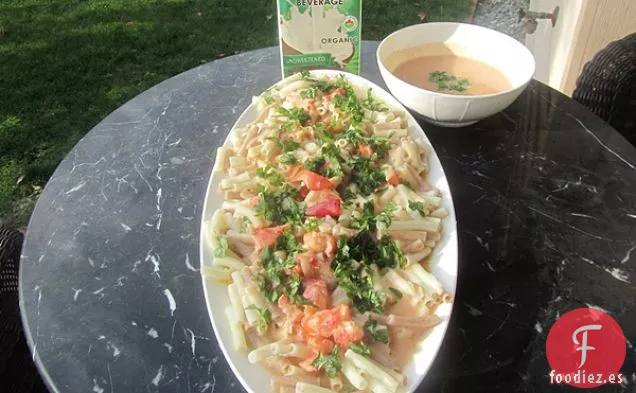 Pasta de Quinua de Langosta con Salsa Cremosa de Pimentón Ahumado