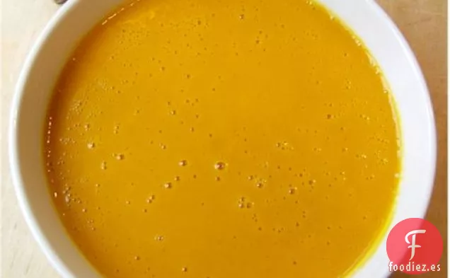 Sopa Rápida de Mantequilla de Maní y Calabaza