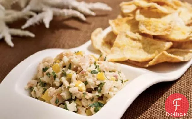 Ensalada de Langosta con Rodajas de Pita de Limón y Ajo