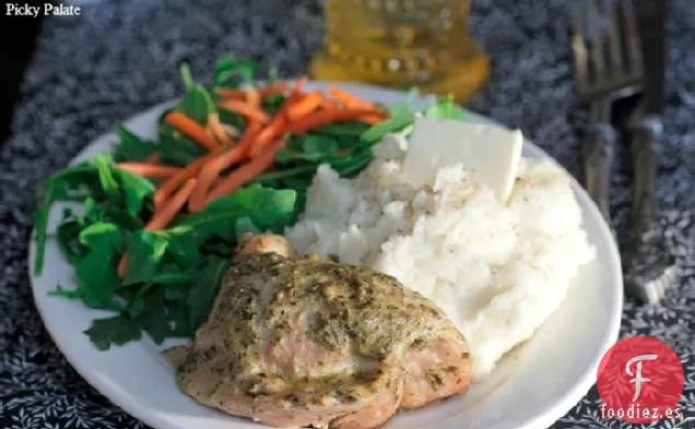 Muslos de Pollo Ranch con Pesto de Olla de Barro