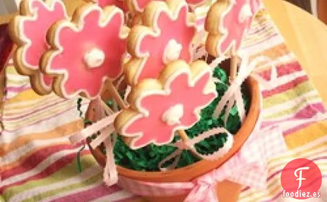 Galletas recortadas en una maceta