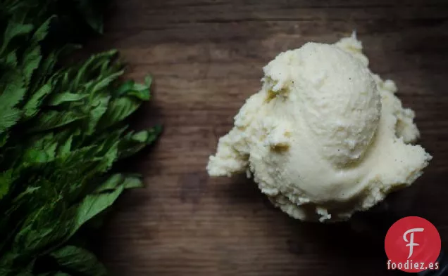 Helado de Vainilla y Menta Fresca