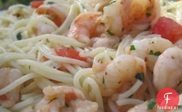 Camarones al Ajo con Limón y Pasta