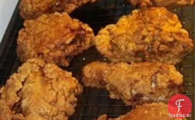 Pollo Frito con Suero de Mantequilla al Estilo Sureño