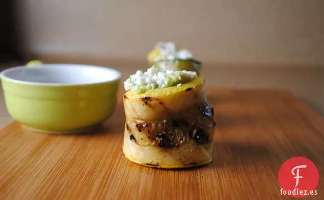 Calabacín A La Parrilla Con Miel Y Balsámico Con Aguacate Y Queso Feta