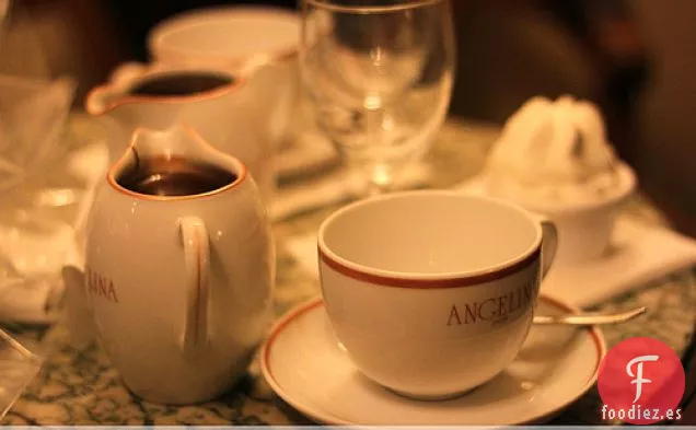 Chocolate Caliente Espeso y Aterciopelado