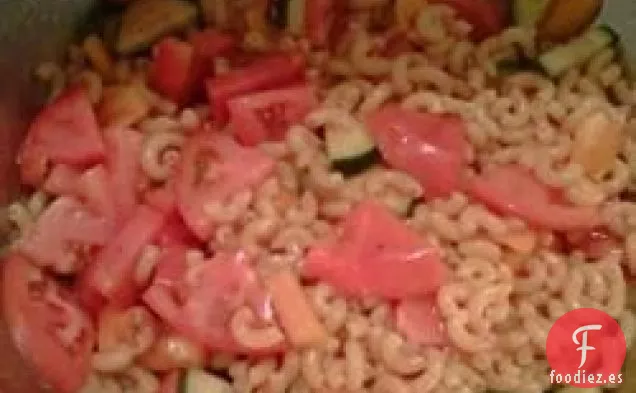Ensalada de Macarrones de Verano Dulce y Picante