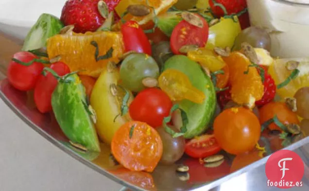 Insalata Primaveril de Fruta y Pomodoro