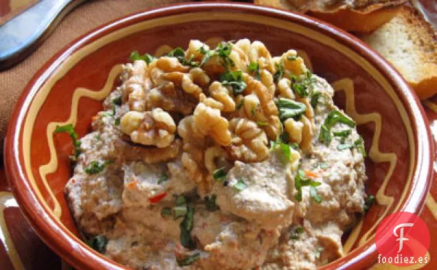 Salsa de Berenjena Asada Turca con Nueces
