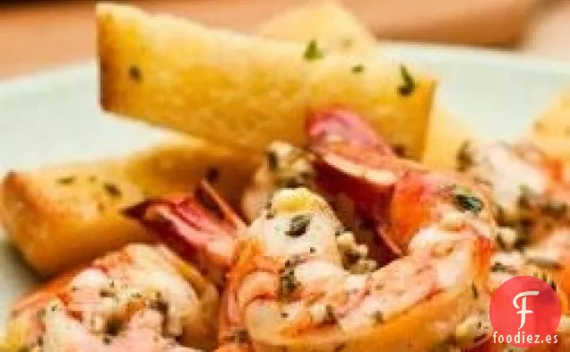 Gambas con Pan de Ajo