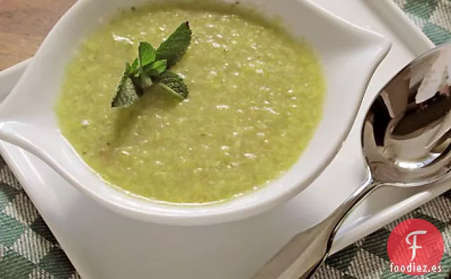 Sopa de Calabacín Asado con Menta