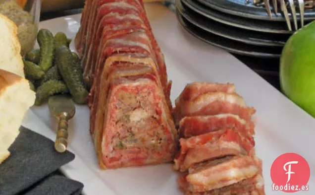 Terrina de Campaña con Granos de Pimienta rosa