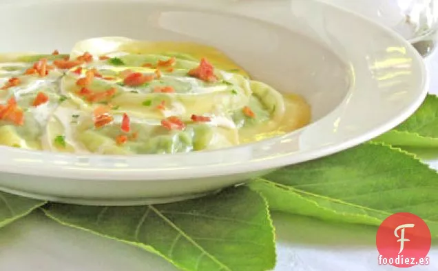 Ravioles de Guisantes Dulces con Crema de Romero