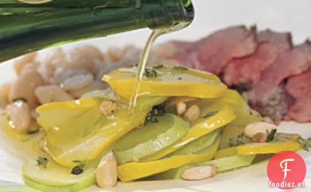 Calabaza De Verano Con Tomillo y Piñones Tostados