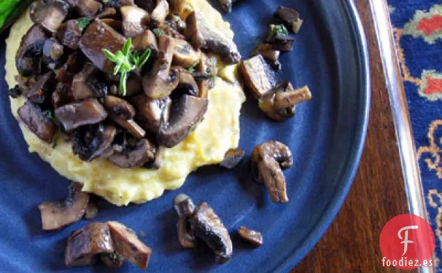 Polenta Cremosa de Queso de Cabra con RagoÃ