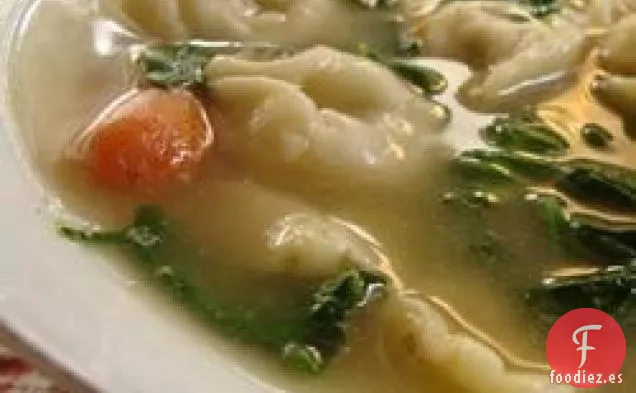 Sopa de Tortellini de Espinacas
