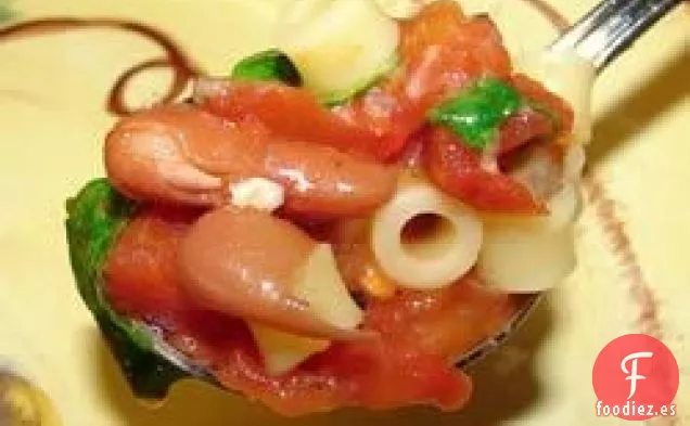 Sopa de Frijoles al Estilo Toscano