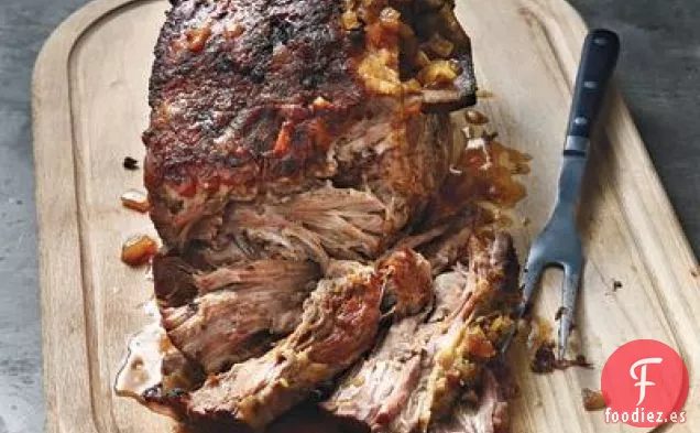 Carne De Cerdo Con Costra De Hierbas Y Salsa De Piña