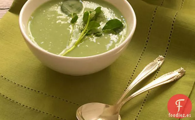 Sopa Cremosa de Berros con Salvia