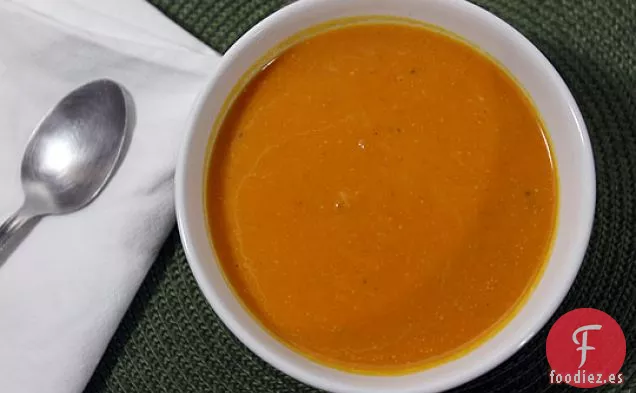 Crema De Calabaza De Invierno Y Sopa De Tomate