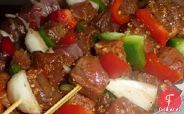 Pinchos de Carne Picantes Impresionantes O Palitos de Vudú Haitiano