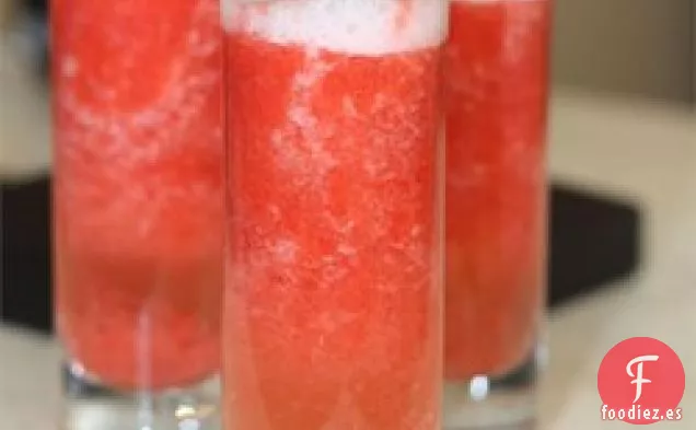 Sopa de Champán de Fresa