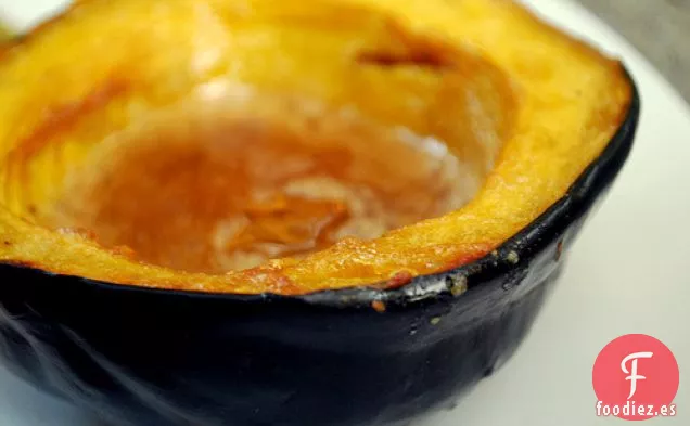 Calabaza De Bellota Asada Con Azúcar Morena Y Mantequilla