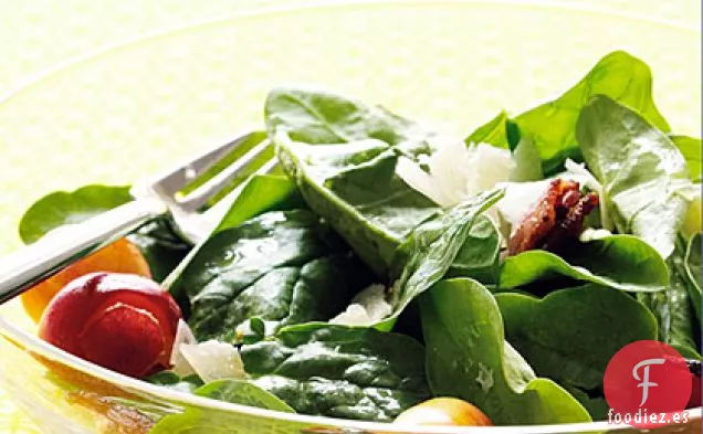 Ensalada de Espinacas con Cereza y Tocino