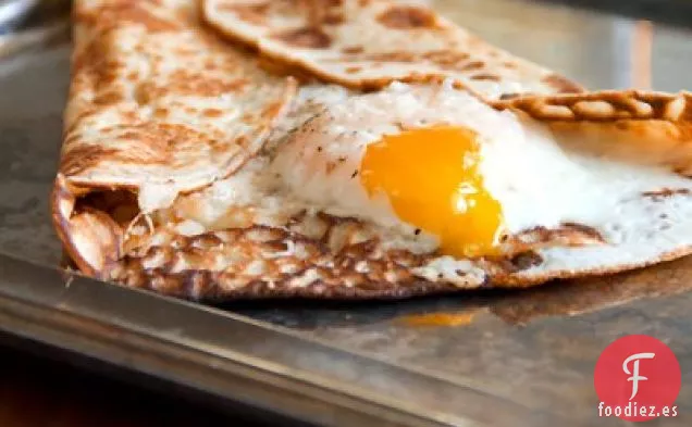 Panqueque de Trigo Sarraceno Relleno de Huevo