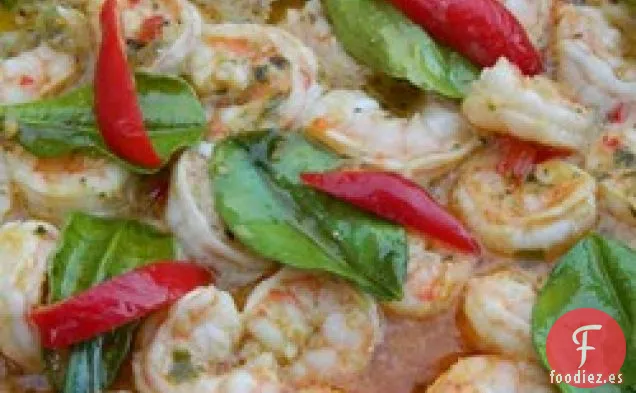 Gambas a la Parrilla con Salsa de Ají y Ajo