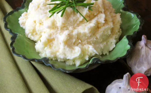Simplemente el Mejor Puré de Papas con Ajo