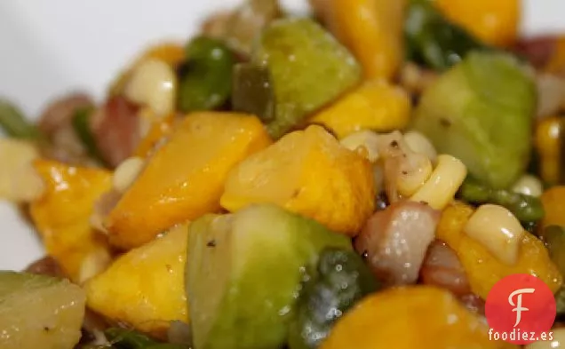 Succotash Con Calabaza Bebé, Habas, Maíz Dulce Y Panceta