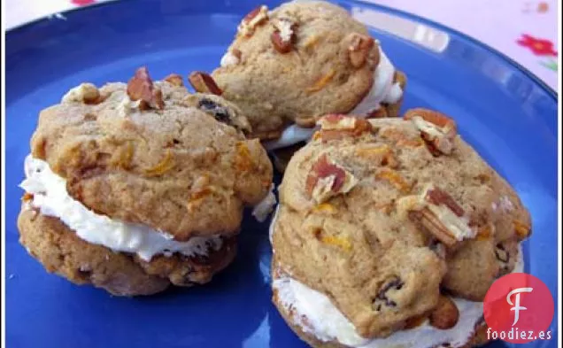 Galletas de Pastel de Zanahoria con Relleno de Queso Crema de Piña