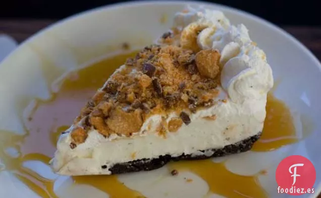 Pastel de Helado de Dedo de Mantequilla con Fondo de Brownie