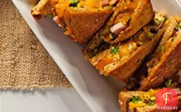 Sándwich de Jamón de Brócoli Y Queso A la Parrilla