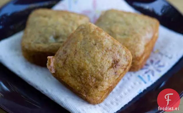 Cuadrados de Pan de Plátano Bajos en Grasa