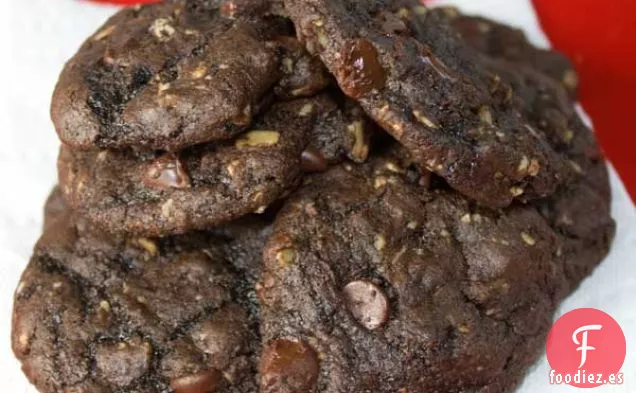 Galletas de Avena con Chocolate y Un Tazón