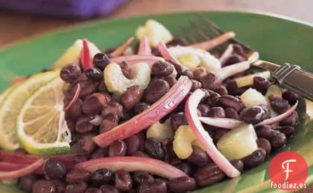 Ensalada de Frijoles Negros con Aderezo de Comino y Lima