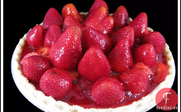 Pastel de Fresa Glaseado con Queso Crema