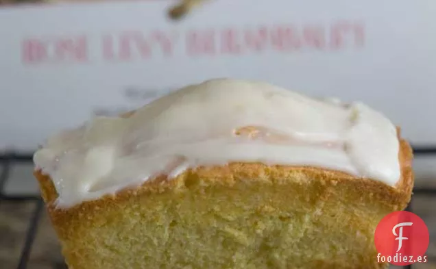 Bizcocho Perfecto con Extracto de Vainilla, Mantequilla y Nueces