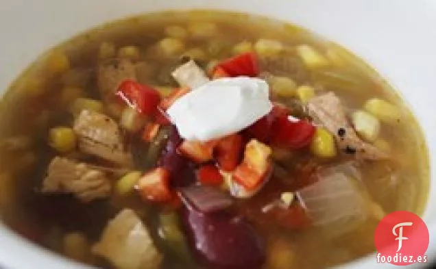 Sopa de Pollo con Frijoles Negros del Sudoeste