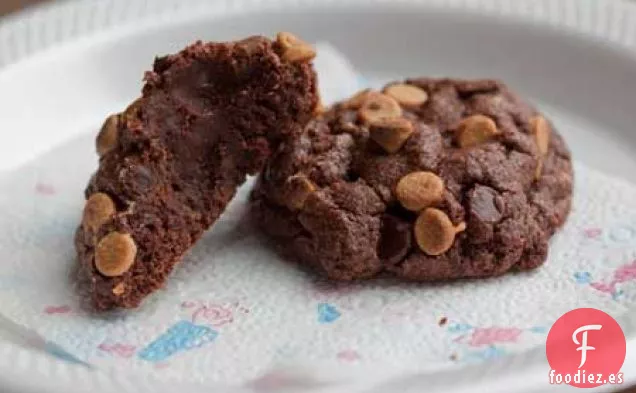 Galletas Gigantes con Chispas de Mantequilla de Maní y Chocolate