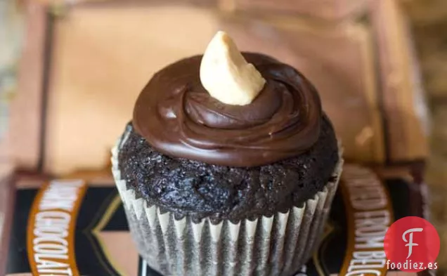 Cupcakes de Mantequilla de Maní y Chocolate