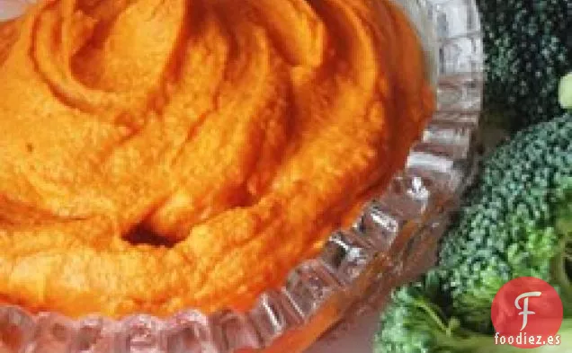 Hummus de Pimiento Rojo Asado Dulce con Especias