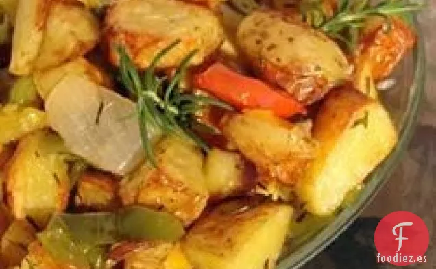 Patatas Nuevas Asadas al Horno Temprano En la Mañana